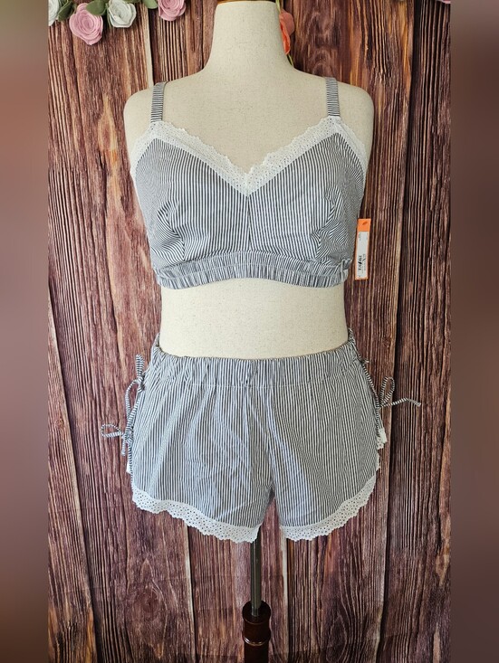 Other - NWT Colsie Bralette And Shorts Loungewear Plus Size 1X